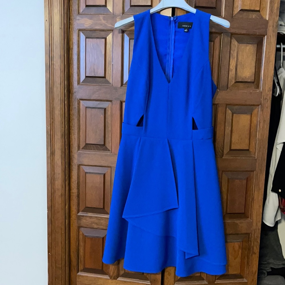 Women’s Cobalt Blue Cut out Cocktail Dress. Size small